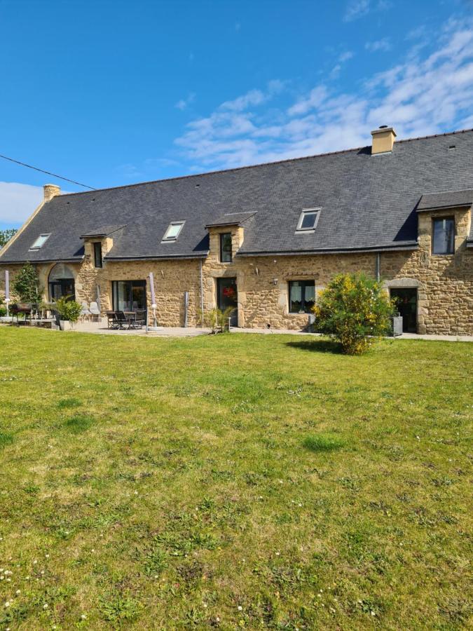 Gite Avalon - Closeries Du Golfe Theix Bagian luar foto